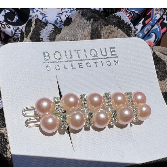Faux Pearl Retro Deadstock New on Card Rhinestone Accent Hair barrettes NEW - Picture 6 of 12